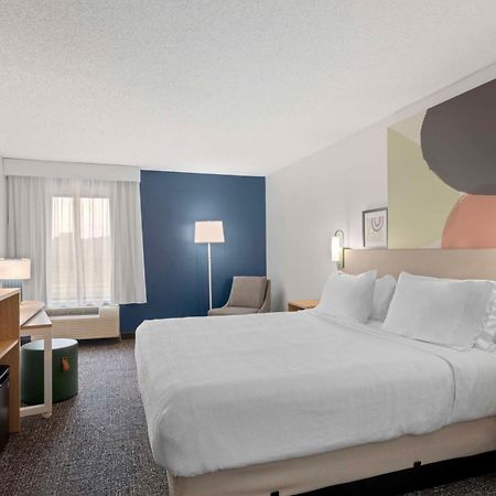 Spark By Hilton Newcomerstown Zewnętrze zdjęcie