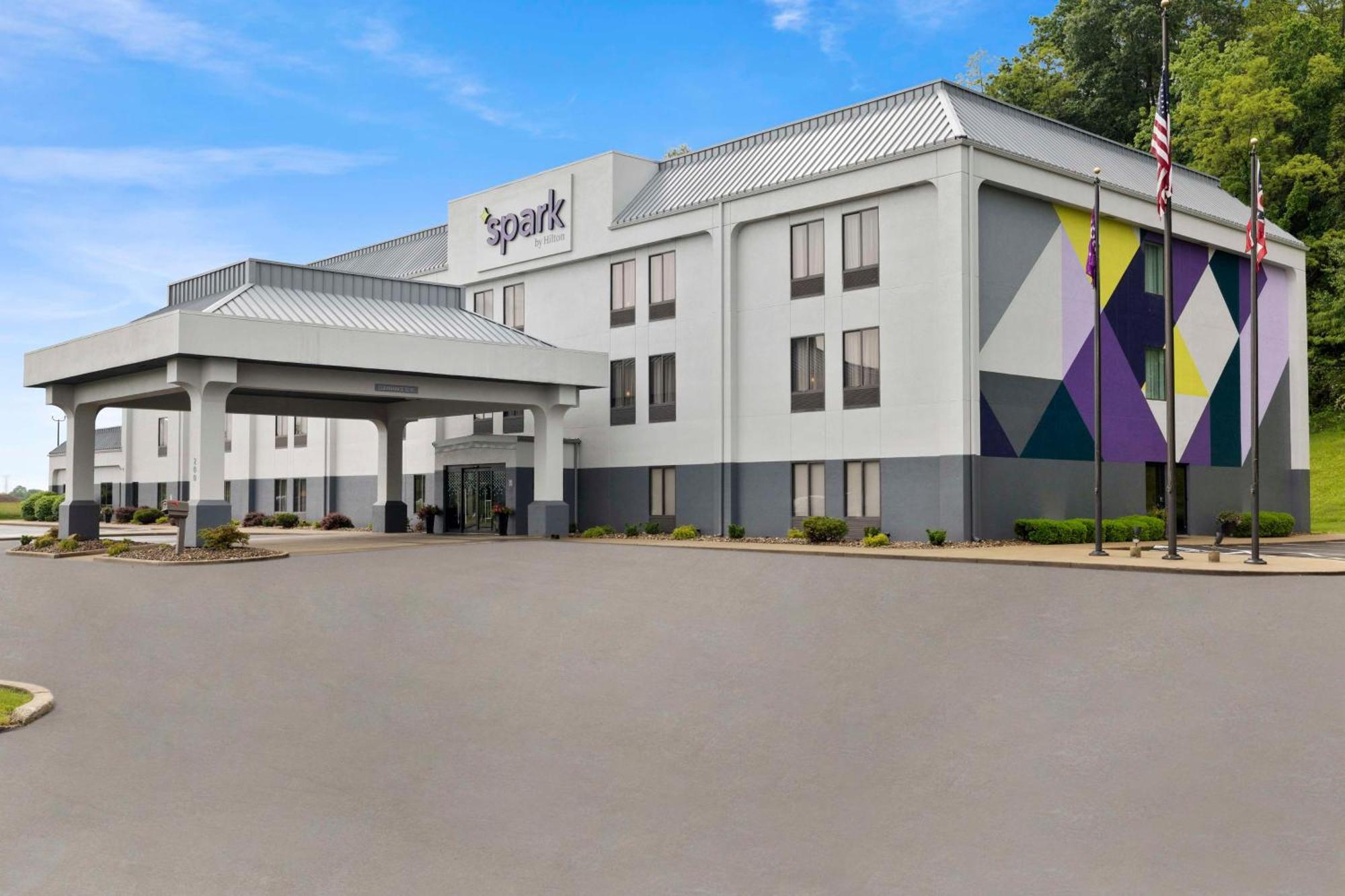 Spark By Hilton Newcomerstown Zewnętrze zdjęcie