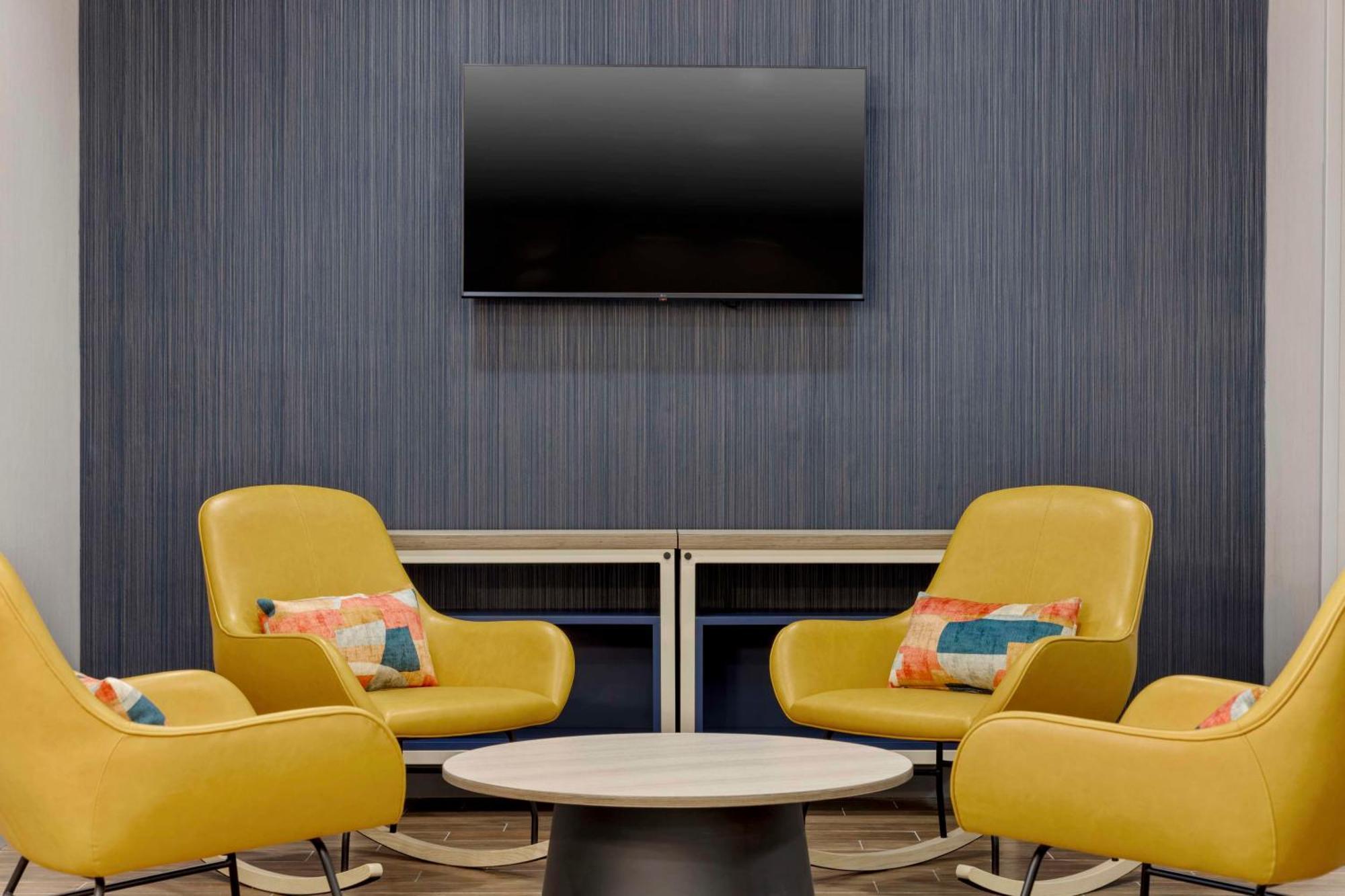 Spark By Hilton Newcomerstown Zewnętrze zdjęcie